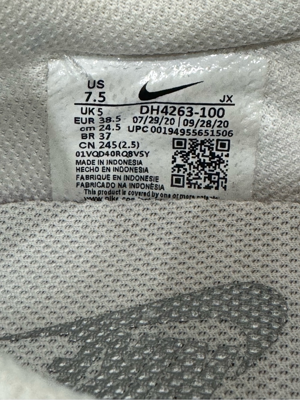 Size 7.5-Nike Women's Daybreak Metallic Silver DH4263-100 - Picture 7 of 7